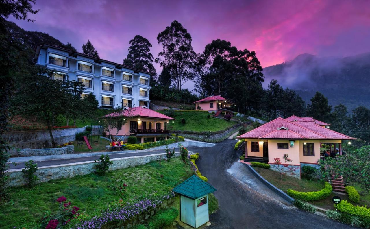 Aranyaka Resorts Мунар Екстериор снимка