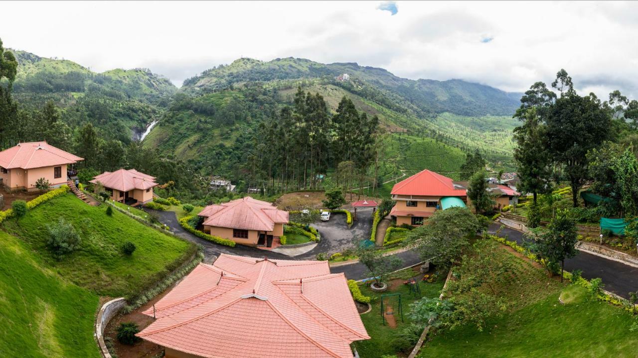 Aranyaka Resorts Мунар Екстериор снимка