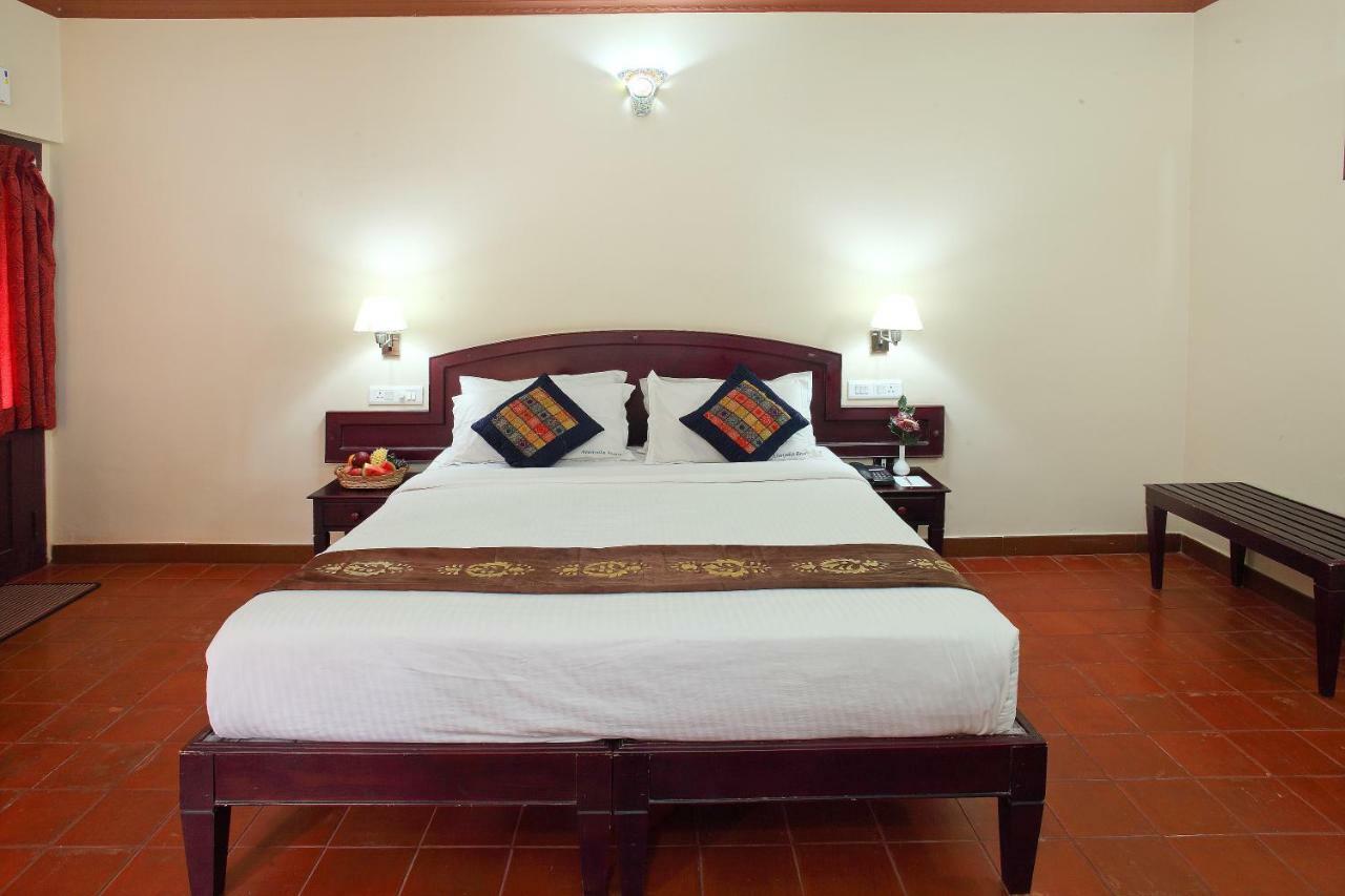 Aranyaka Resorts Мунар Екстериор снимка